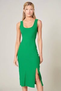 Geripptes Midi-Strickkleid