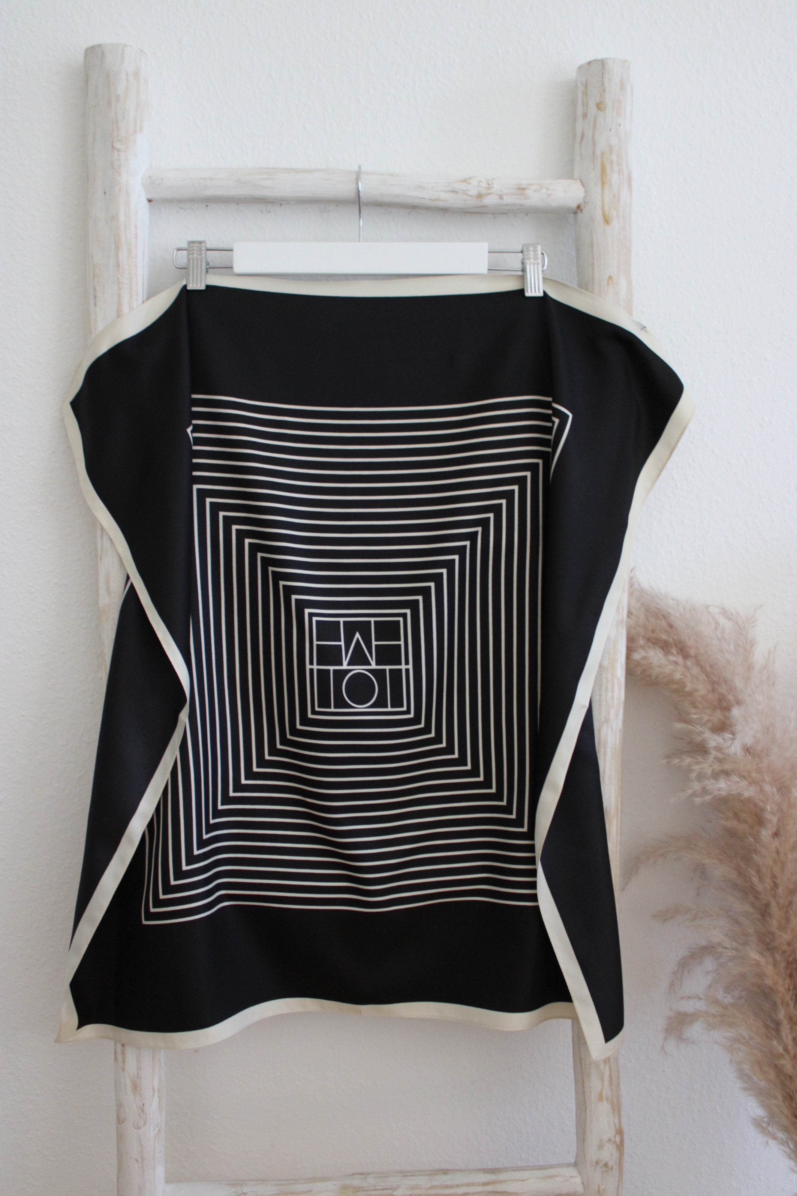 Seidiges Bandana