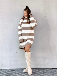 Rollkragen-Longpullover Pulloverkleid Knitwear