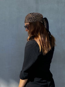 Seidiges Leo-Bandana