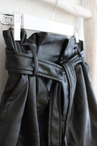 Paperbag-Ledershorts